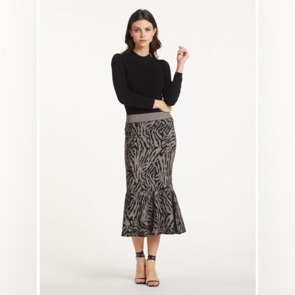 Marie Oliver Dresses & Skirts - Marie Oliver Jude Jacquard Knit Sweater Midi Skirt Size Small
